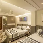 Airport Hotel The Volga