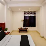 Hotel O Airport Hotel Blue Pebble