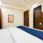 Ambrosia Inn By Igi Airport