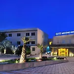 Fabhotel Prime The Western With Swimming Pool