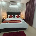 Fortune Home Service Apartment 4Bhk,J-45