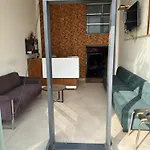 Paharganj - By - Homely Stay Cashew