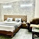 Hotel Pushpanjali