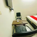 Hotel Flexi Ekant Suites