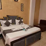 Hotel Kd Plaza - Ignou Road Saket
