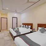 De Pacific Suite Near Delhi Airport