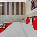 Hotel O Small Town Near Indira Gandhi International Airport