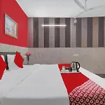 Hotel O Small Town Near Indira Gandhi International Airport