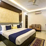 Hotel Rudraksh Plaza