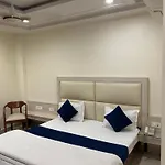 Hotel Sapphire Inn By Asr Hospitality