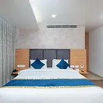 The Sandalwood By Mavenco Hospitality I Near Delhi Airport