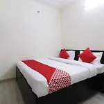 Hotel O Royal King Deluxe