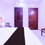 Hotel O De Gold Karol Bagh
