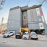 Hotel Golden Saffron By Qotel-Punjabi Bagh
