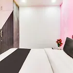 Hotel O Silent Moon Hotel