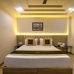 Foxoso Venue Hotel, Delhi Airport