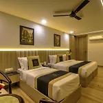 Foxoso Venue Hotel, Delhi Airport