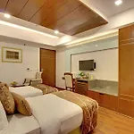 Hotel Swaran Palace