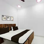Hotel The Arrow Near Paschim Vihar