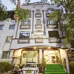 Hotel Good Times Near Ganga Ram Hospital And Karol Bagh Metro