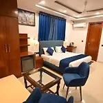 Hotel Down Town Paschim Vihar