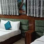 Hotel Sky View