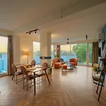 Minimalist Poshtel & Suites