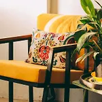 Hotel Luxe Manor Near Delhi Airport