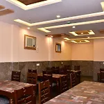 Hotel Grand Ivy Plaza