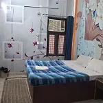 Hotel Eco Green Near Anand Vihar