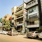 Hotel O Home Diamond Stay Near Lotus Temple