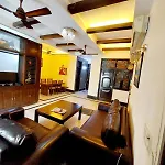 Hotel Khusbu Residency, Green Park Market, Couple Friendly
