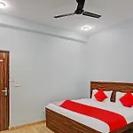 Super Hotel O Surya Gold Guest House