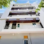 Hotel O Karan Residency