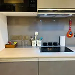 Minimalist Haven At 26Th Floor Supernova