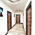 Airport Hotel Delhi Aerocity, 15 Mins Yashobhoomi