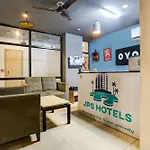 Hotel O Dwarka Mor Metro Hotel