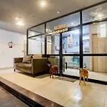 Hotel O Dwarka Mor Metro Hotel