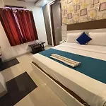 Hotel Park Suites At Airport