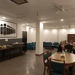 Hotel Park Suites At Airport