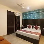 Hotel Park Suites At Airport