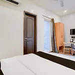 Super Hotel O Britania Chowk
