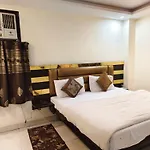 Hotel Istay Near Rk Ashram Metro Station