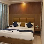 Hotel The Best Delhi International Airport