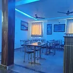 Hotel C & G 4 Minuit Walkable New Delhi Railway Station & 7 Minit Vfs Shivaji Stadium Metro Station