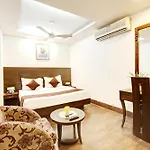 Karol Bagh Good Times Hotel Near Ganga Ram Hospital