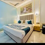 Hotel De Grand Villa By Igi Airport