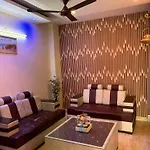 Independent 1 Bhk Flat In New Delhi