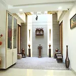 Lavish Inn