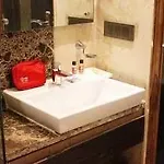 Oyo Rooms Peera Garhi